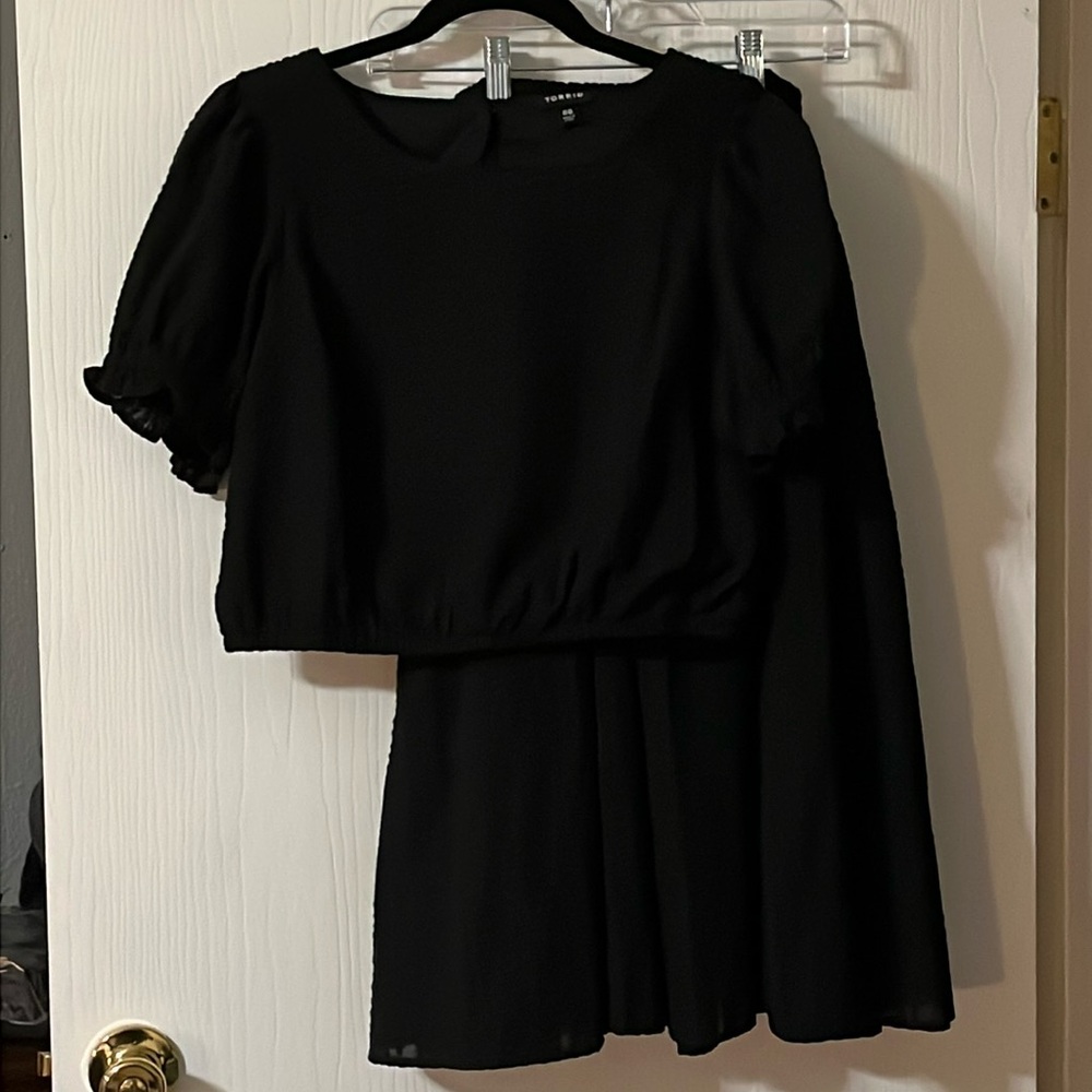 Torrid gauze crop top and skirt set
